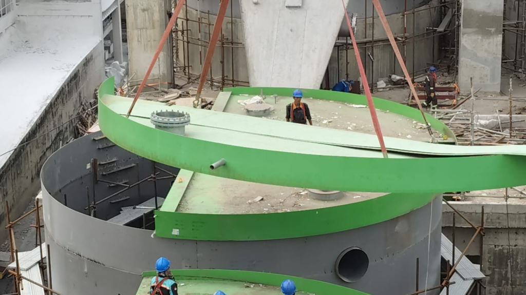 Tank Roof Lifting Operation